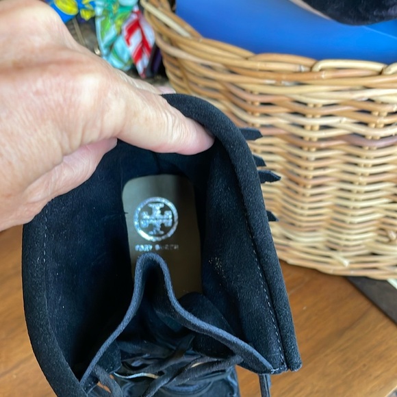 New Tory Burch suede Moccasins - Picture 6 of 12